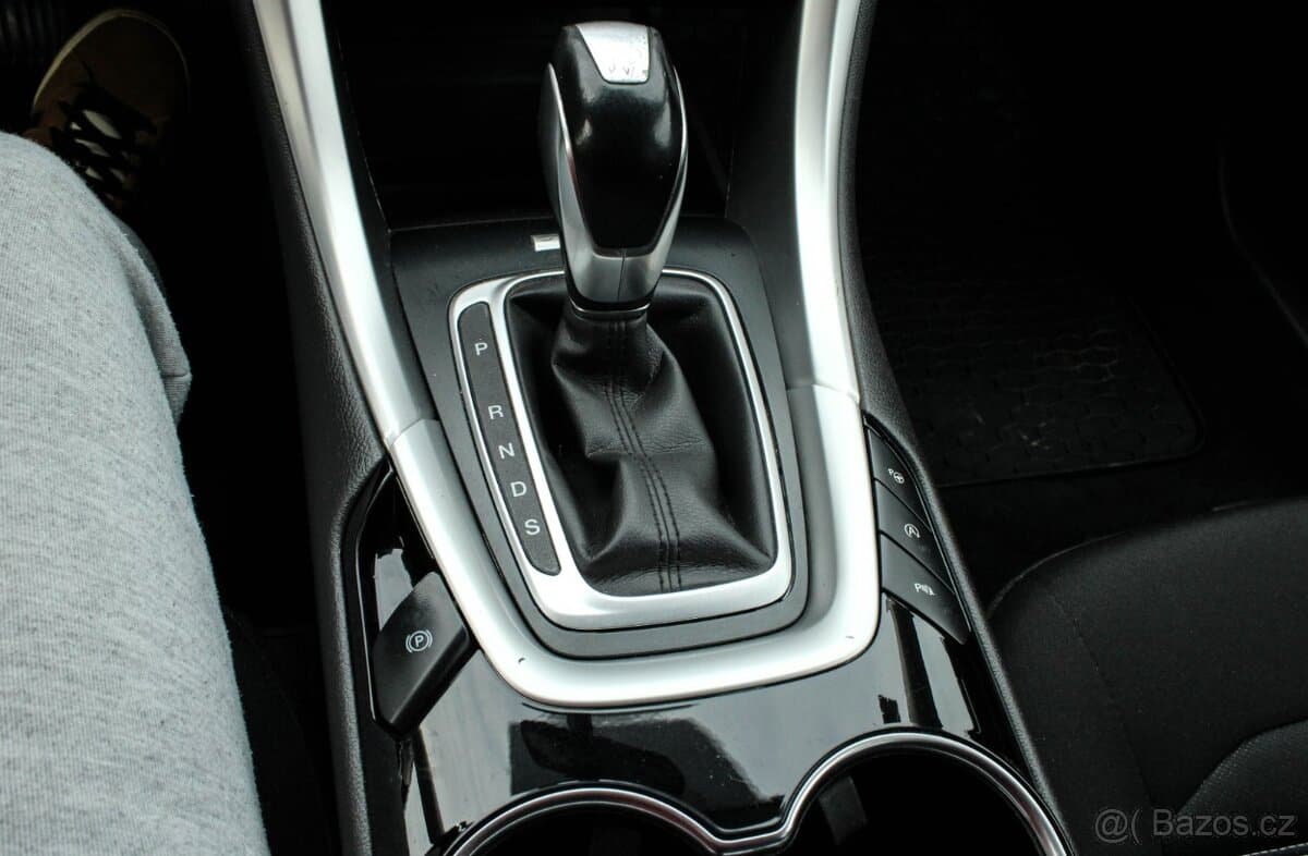 2016 Ford MONDEO - 14