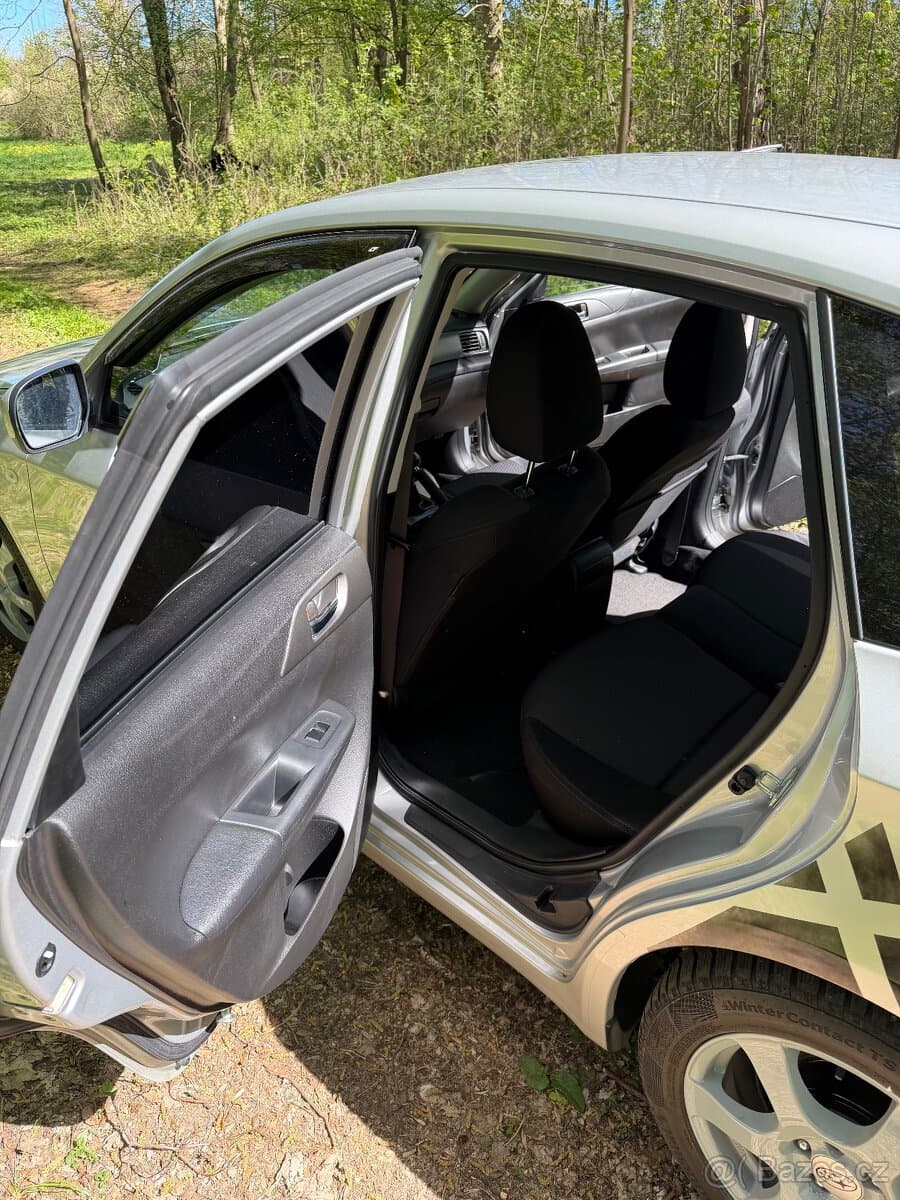 Subaru IMPREZA - 14