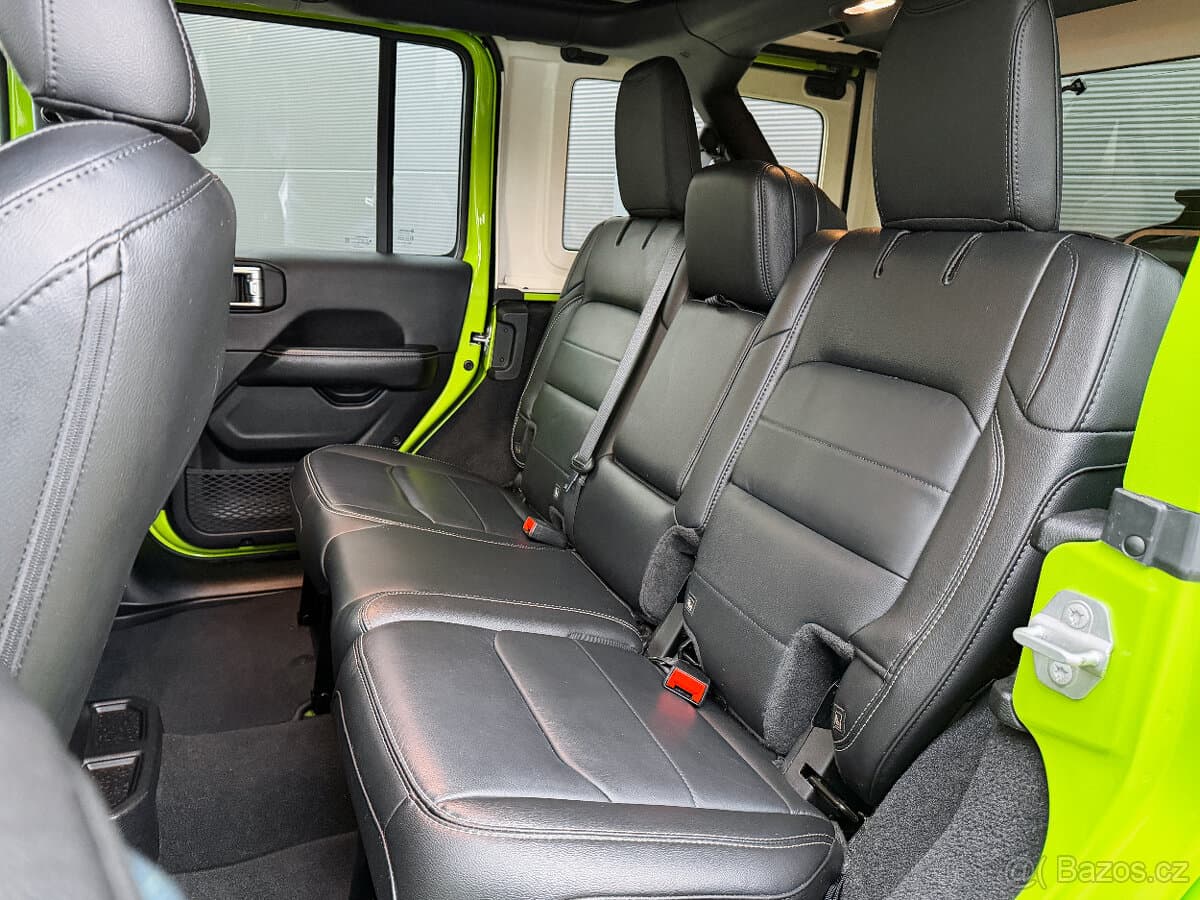 2021 Jeep WRANGLER - 14