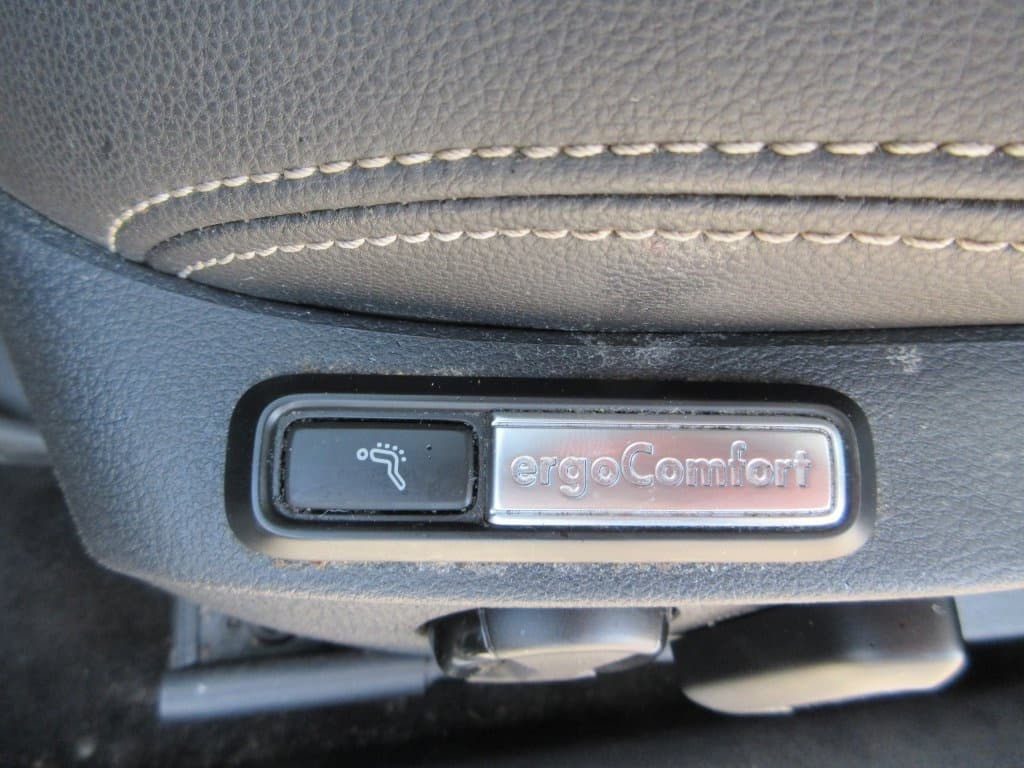 2022 Volkswagen PASSAT - 14