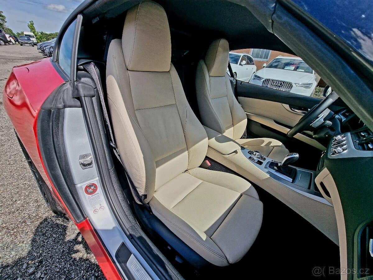 2012 BMW Z4 - 14