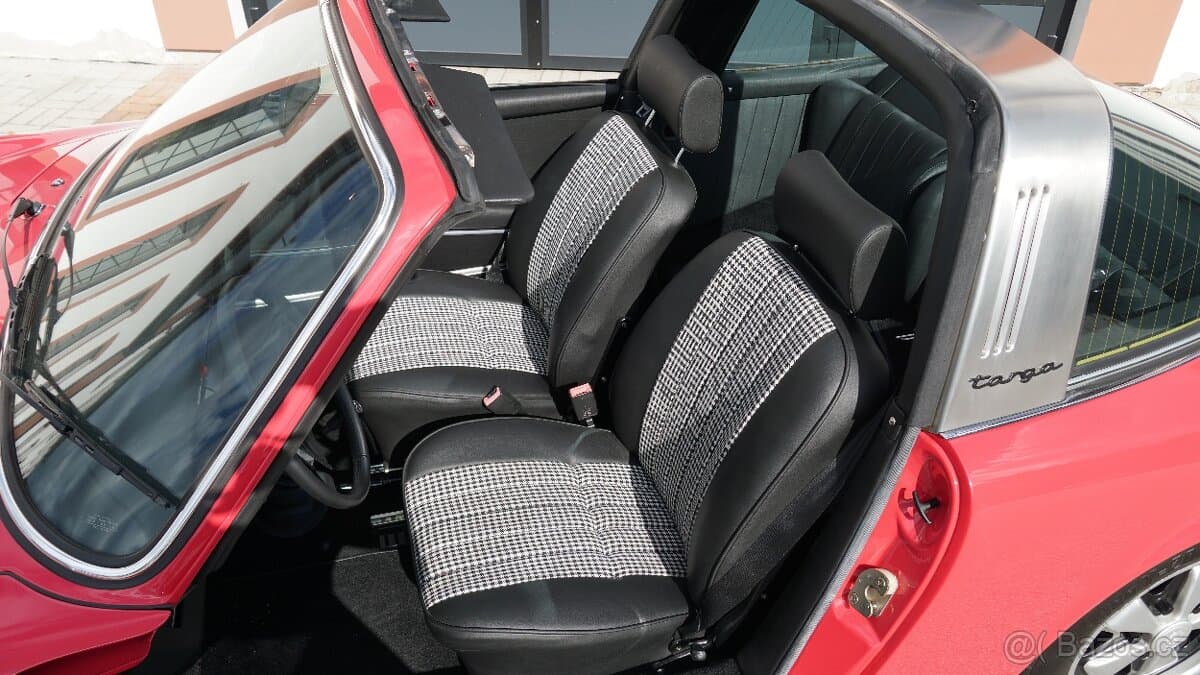 1973 Porsche 911 - 14