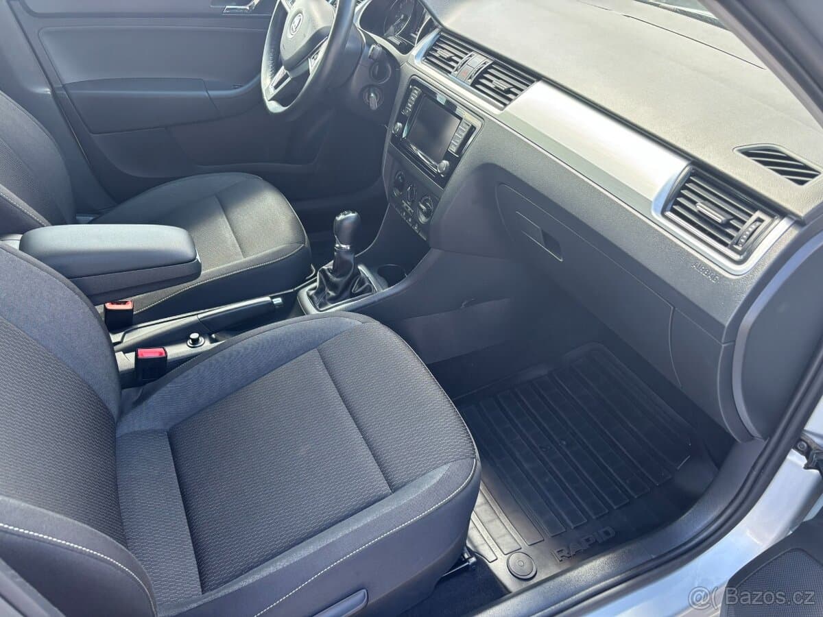 2016 Škoda RAPID - 14