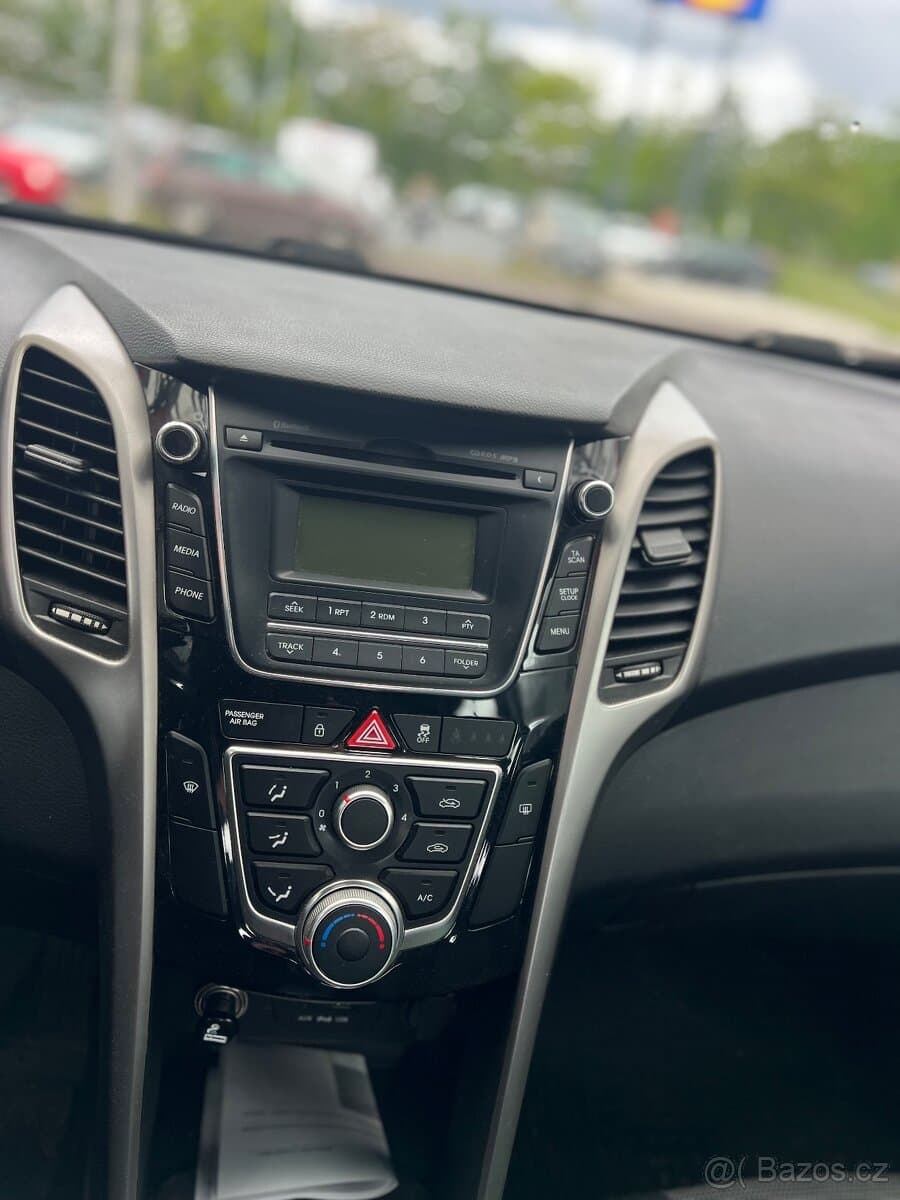 Hyundai i30 - 14