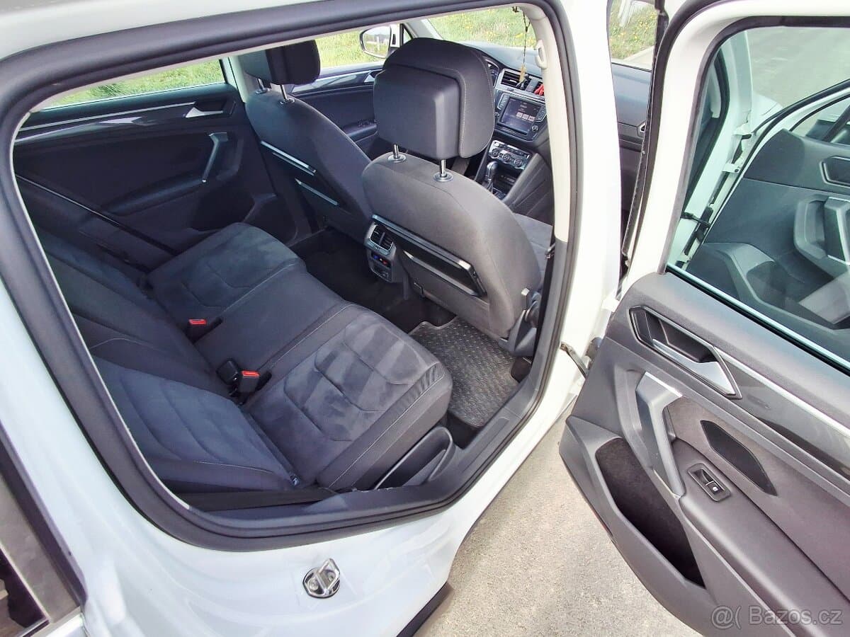 2017 Volkswagen TIGUAN - 14