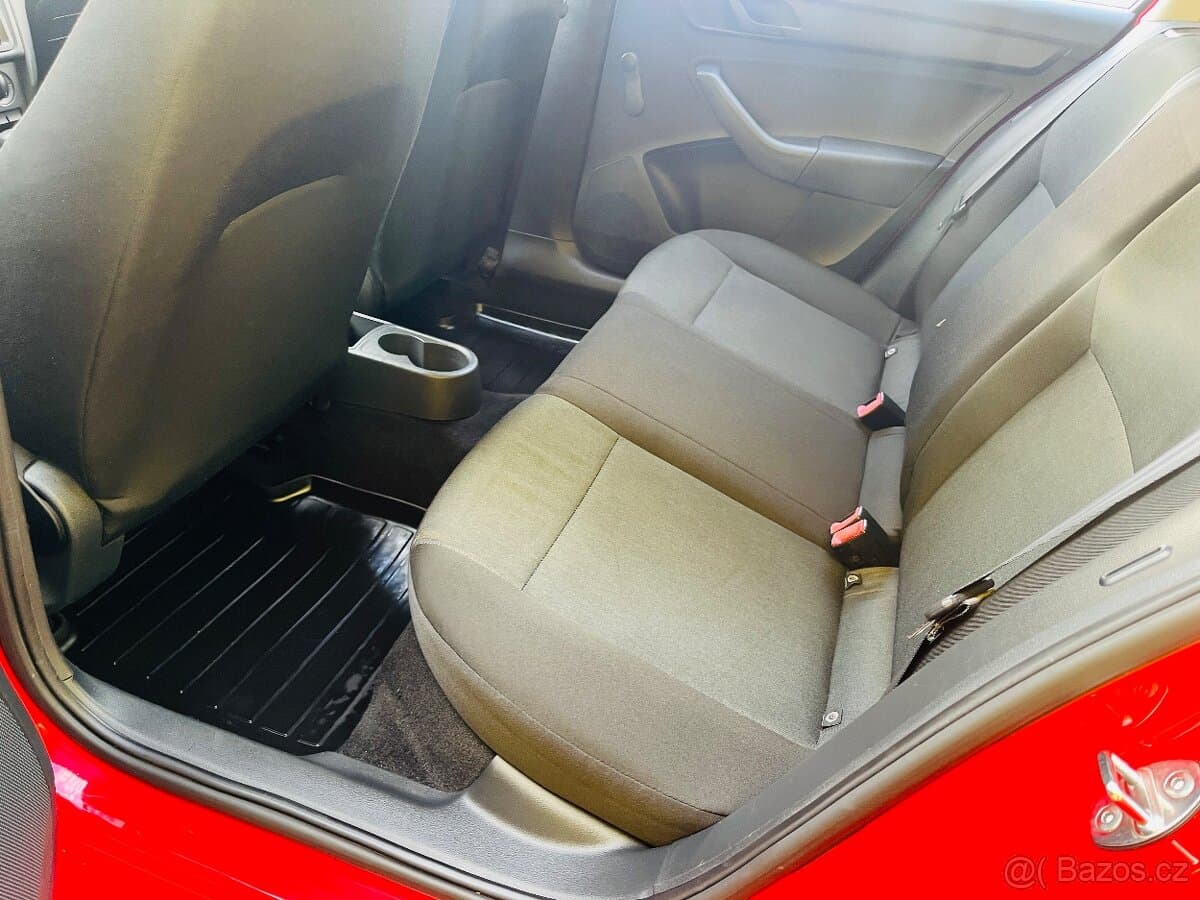 2013 Škoda RAPID - 14