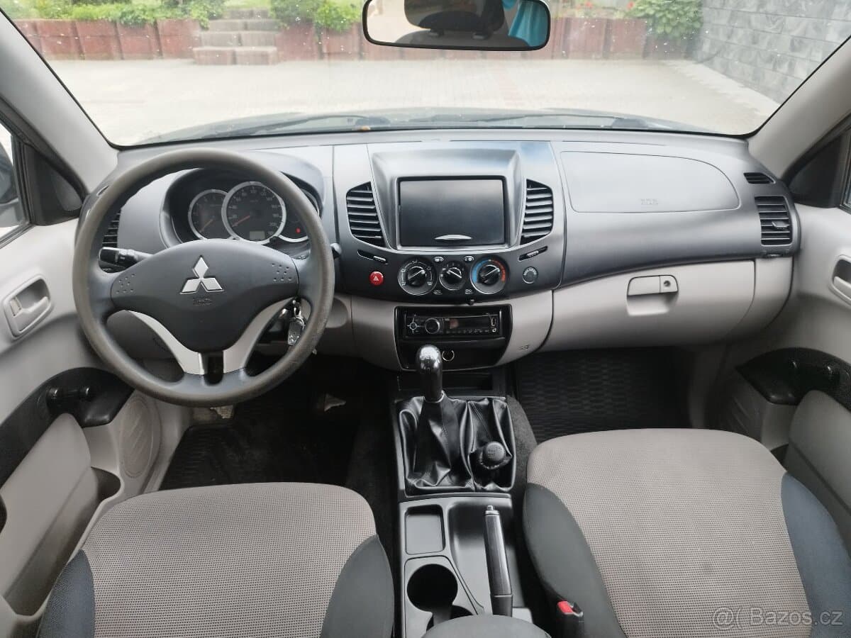 2014 Mitsubishi L200 - 14