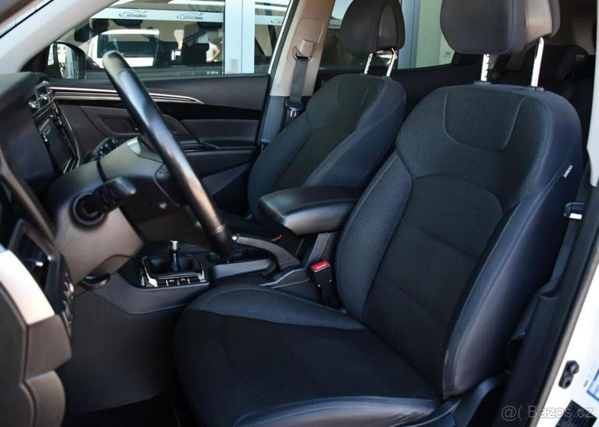 2020 SsangYong KORANDO - 14