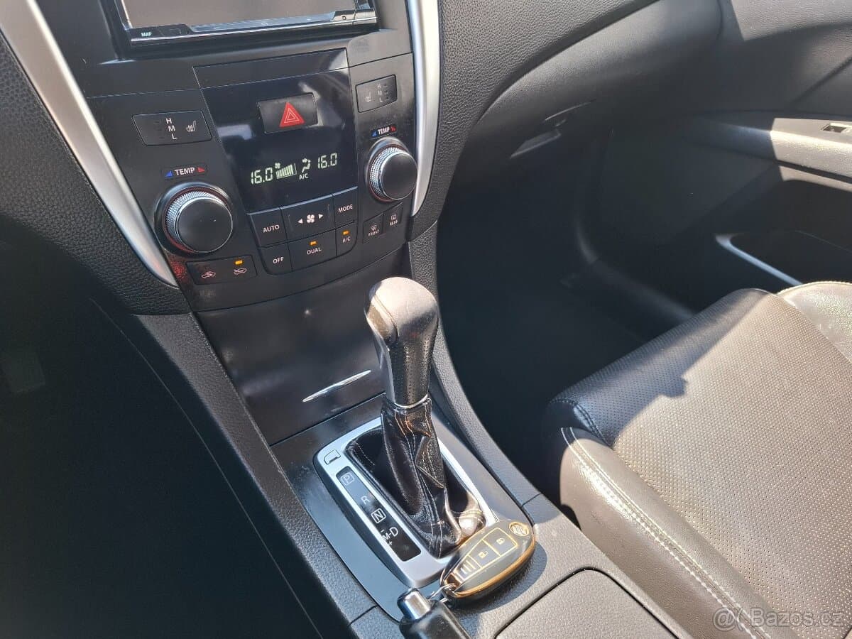 2012 Suzuki KIZASHI - 14