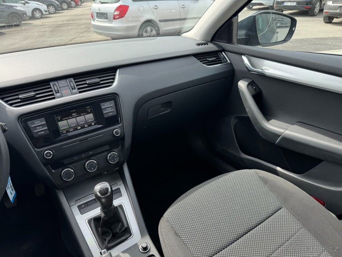 2015 Škoda OCTAVIA - 14