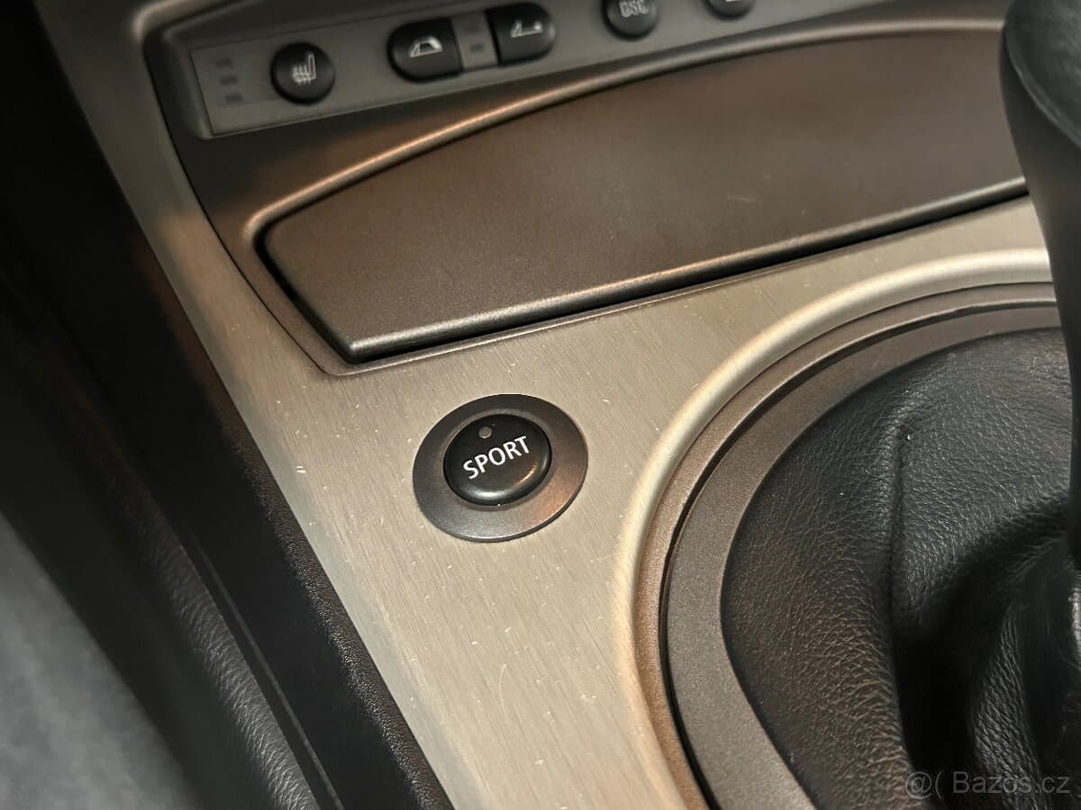 2004 BMW Z4 - 14