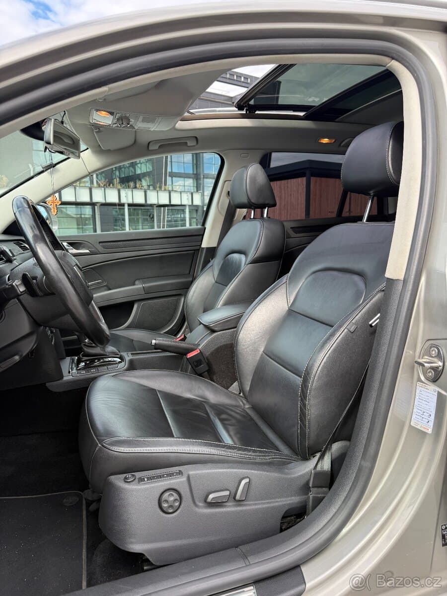 2012 Škoda SUPERB - 14