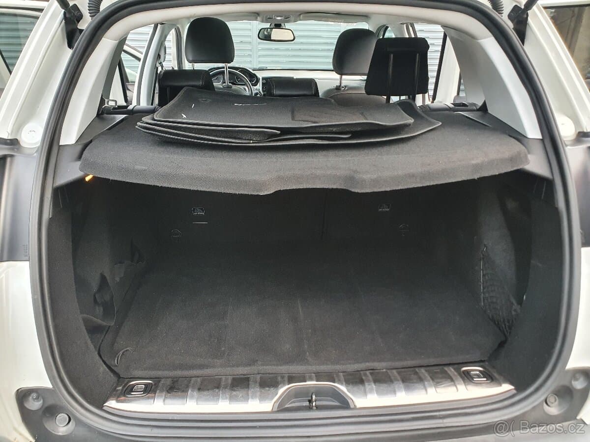 2018 Peugeot 2008 - 14