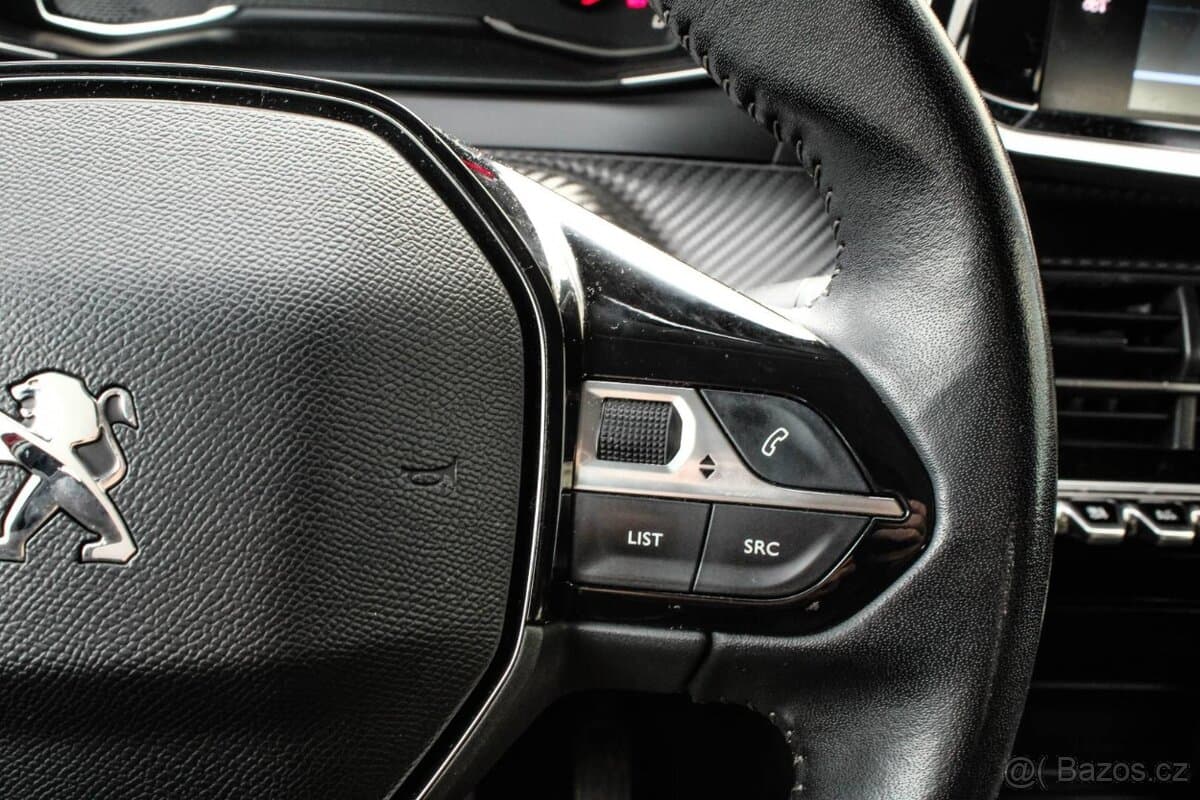2020 Peugeot 208 - 14