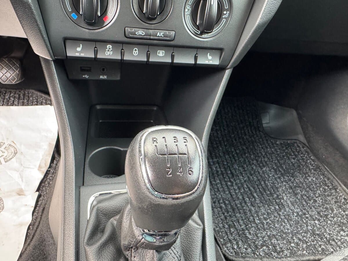 2014 Škoda RAPID - 14