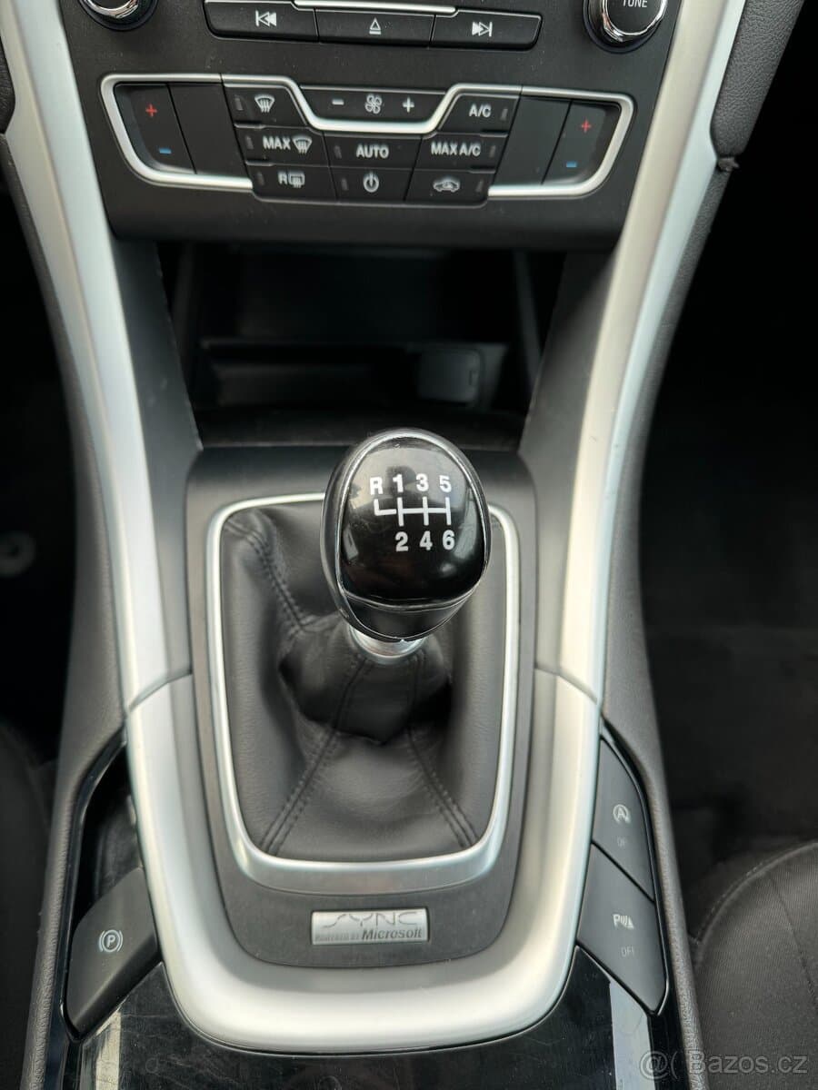 2016 Ford MONDEO - 14