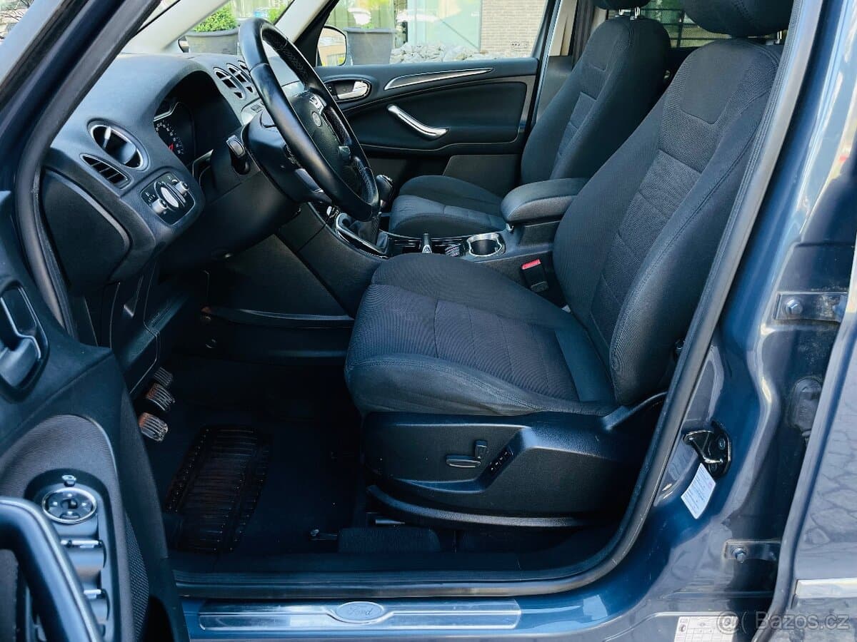 2011 Ford GALAXY - 14
