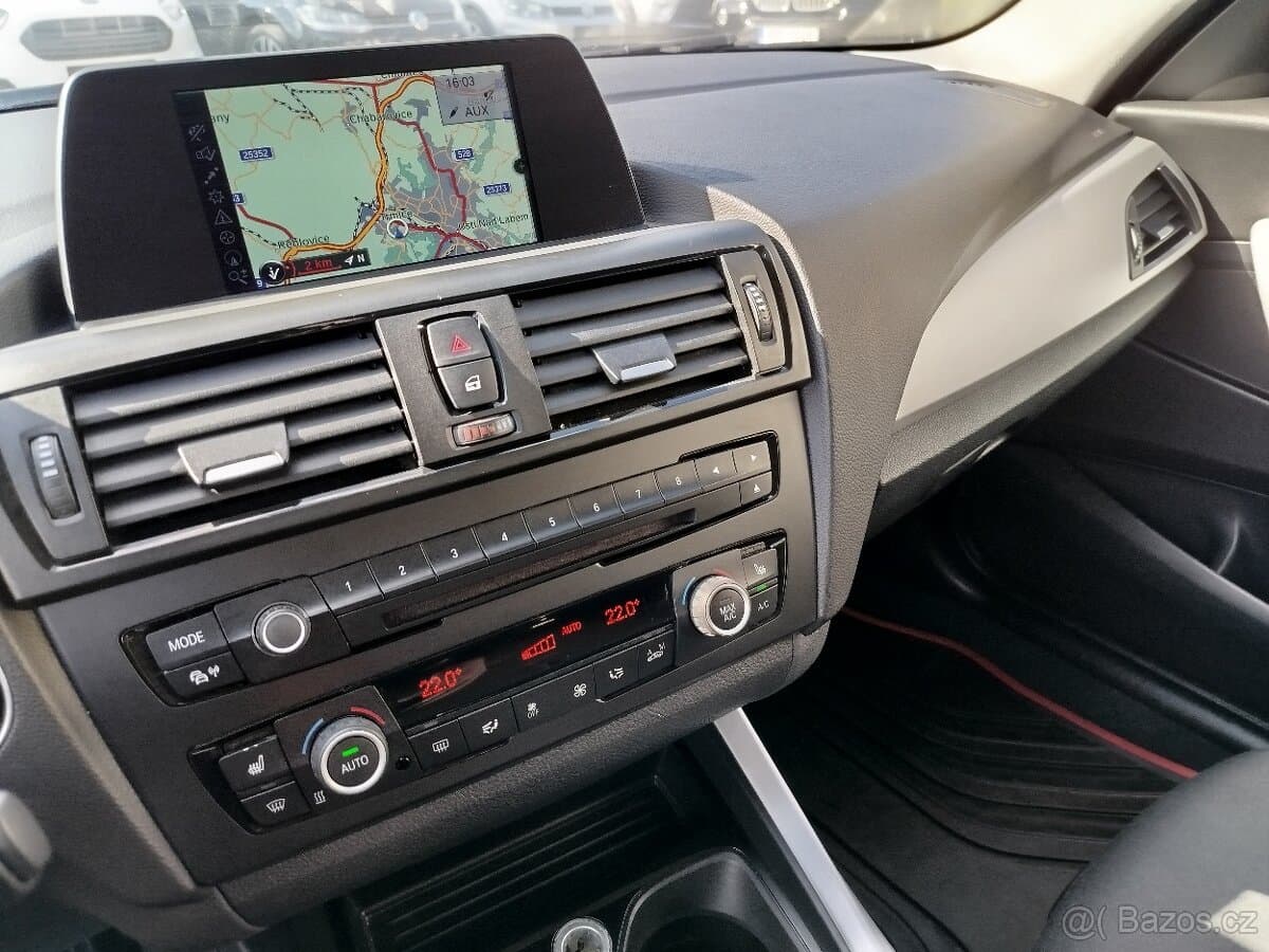 2013 BMW 1-SERIES - 14