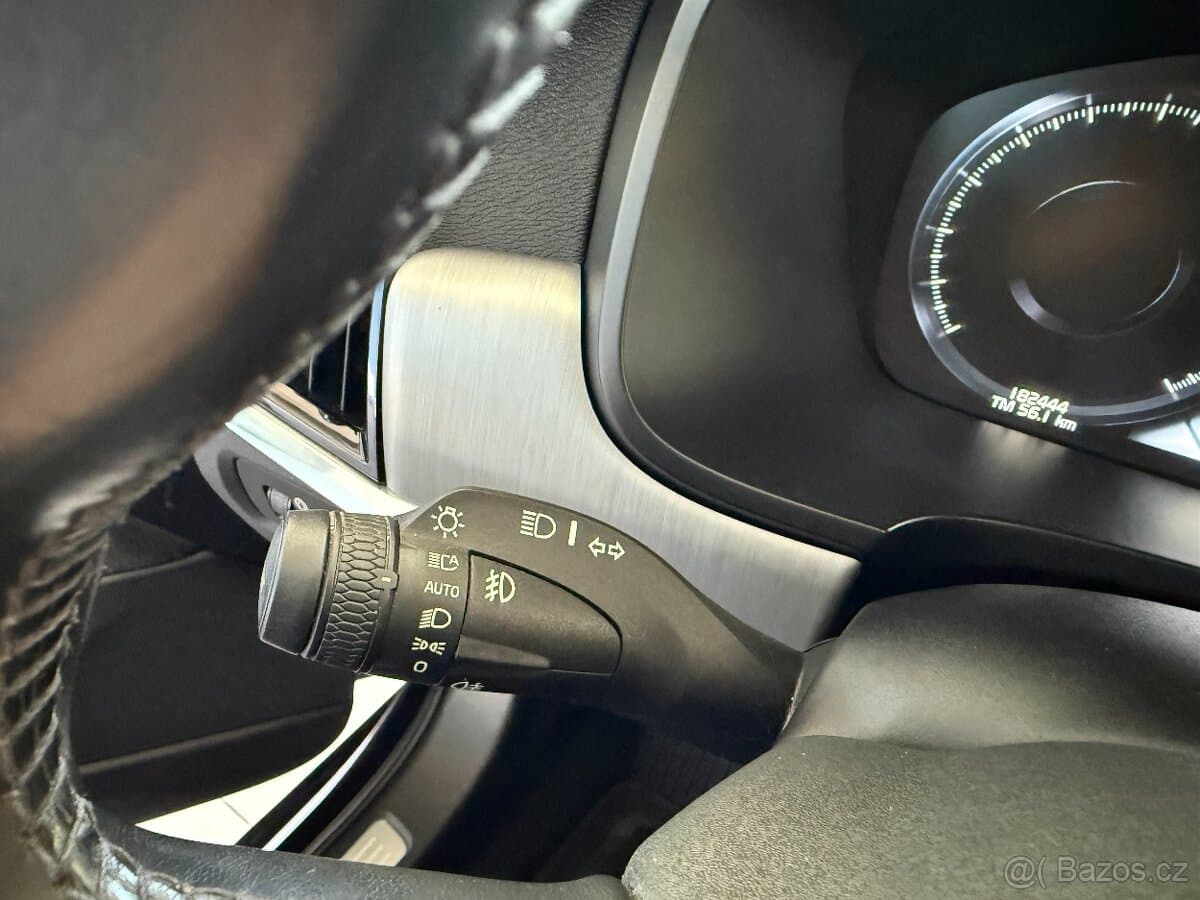 2019 Volvo V90 - 14