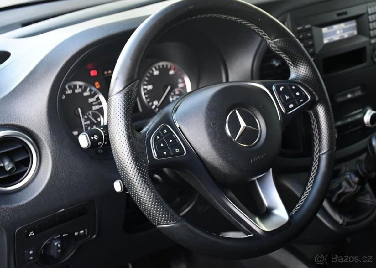 2017 Mercedes-Benz VITO - 14
