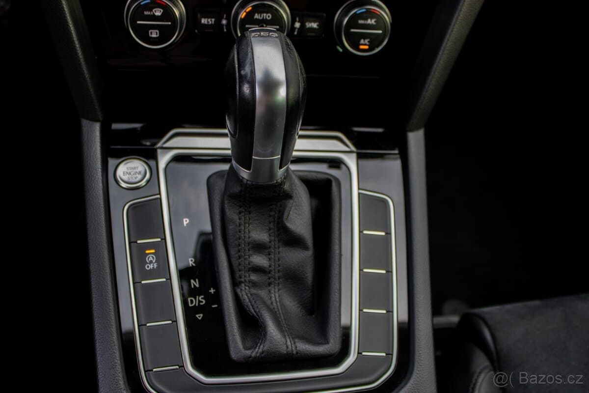 2016 Volkswagen PASSAT - 14