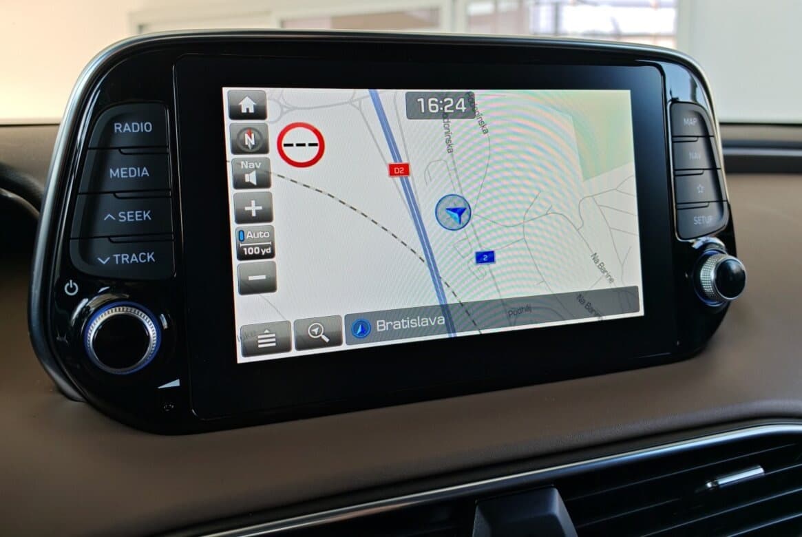 2019 Hyundai SANTA FE - 14