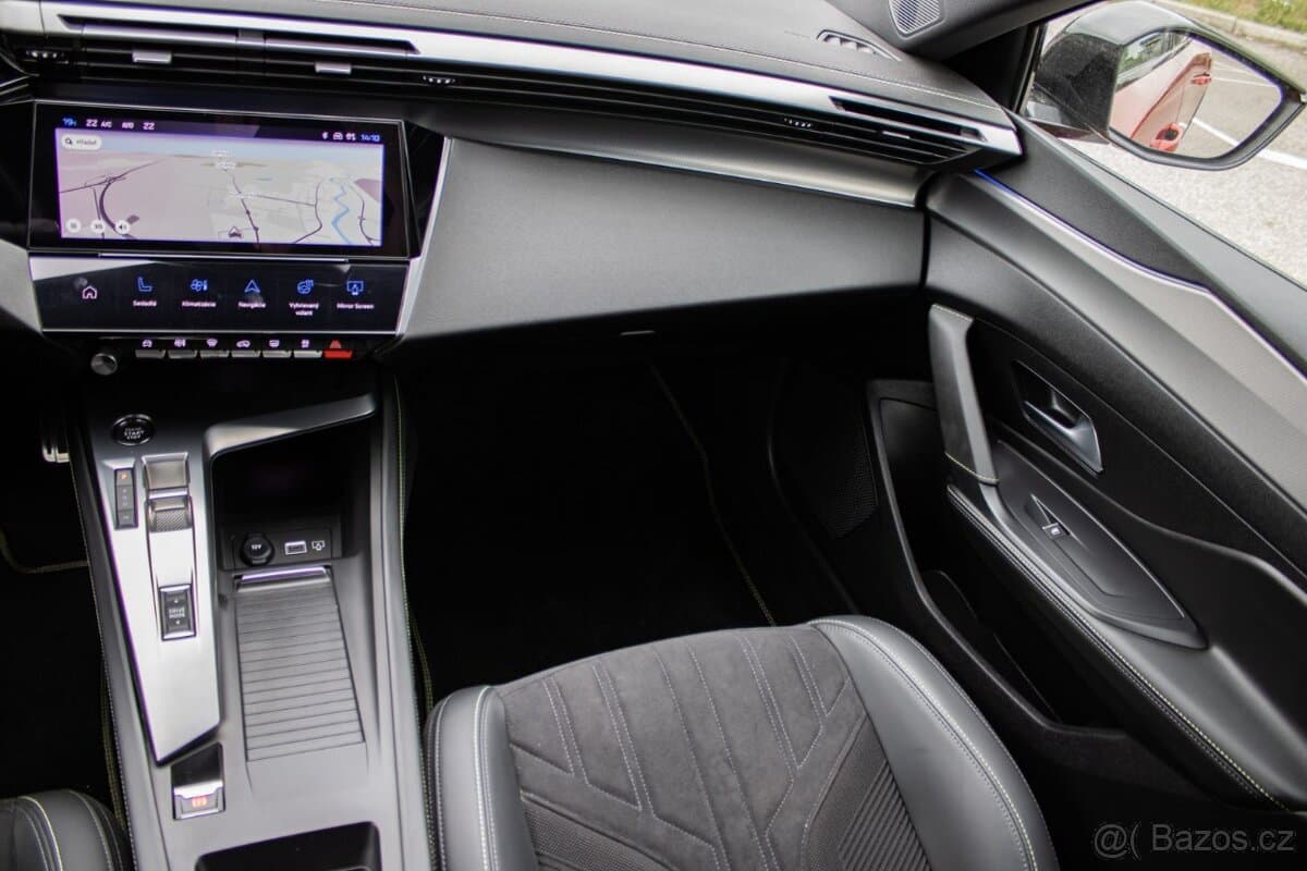 2023 Peugeot 408 - 14