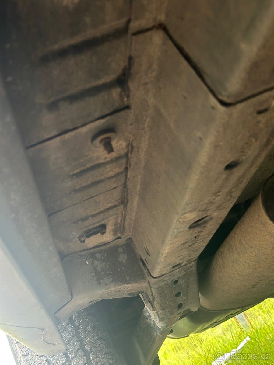 2000 Jeep CHEROKEE - 14