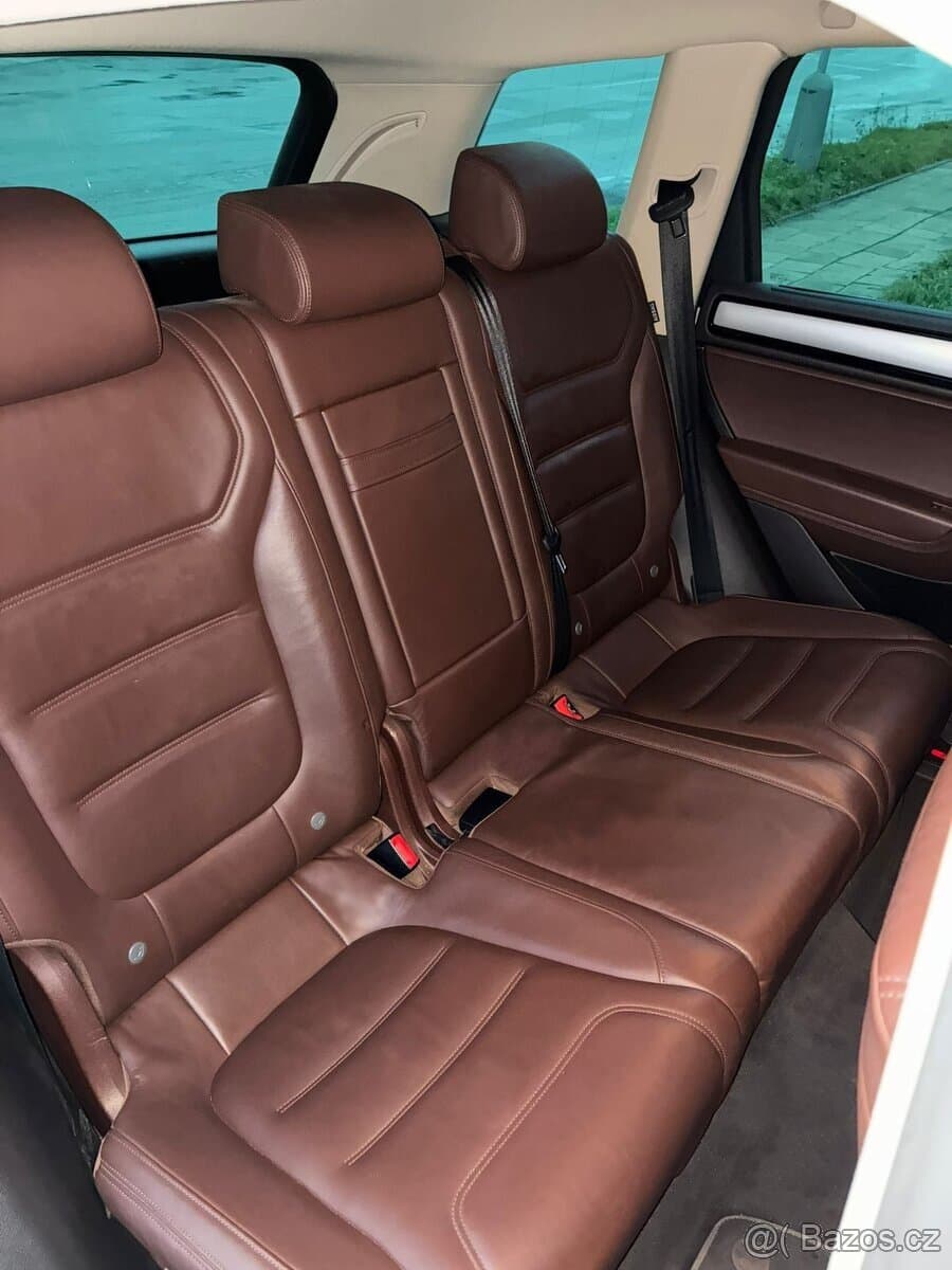 2014 Volkswagen TOUAREG - 14
