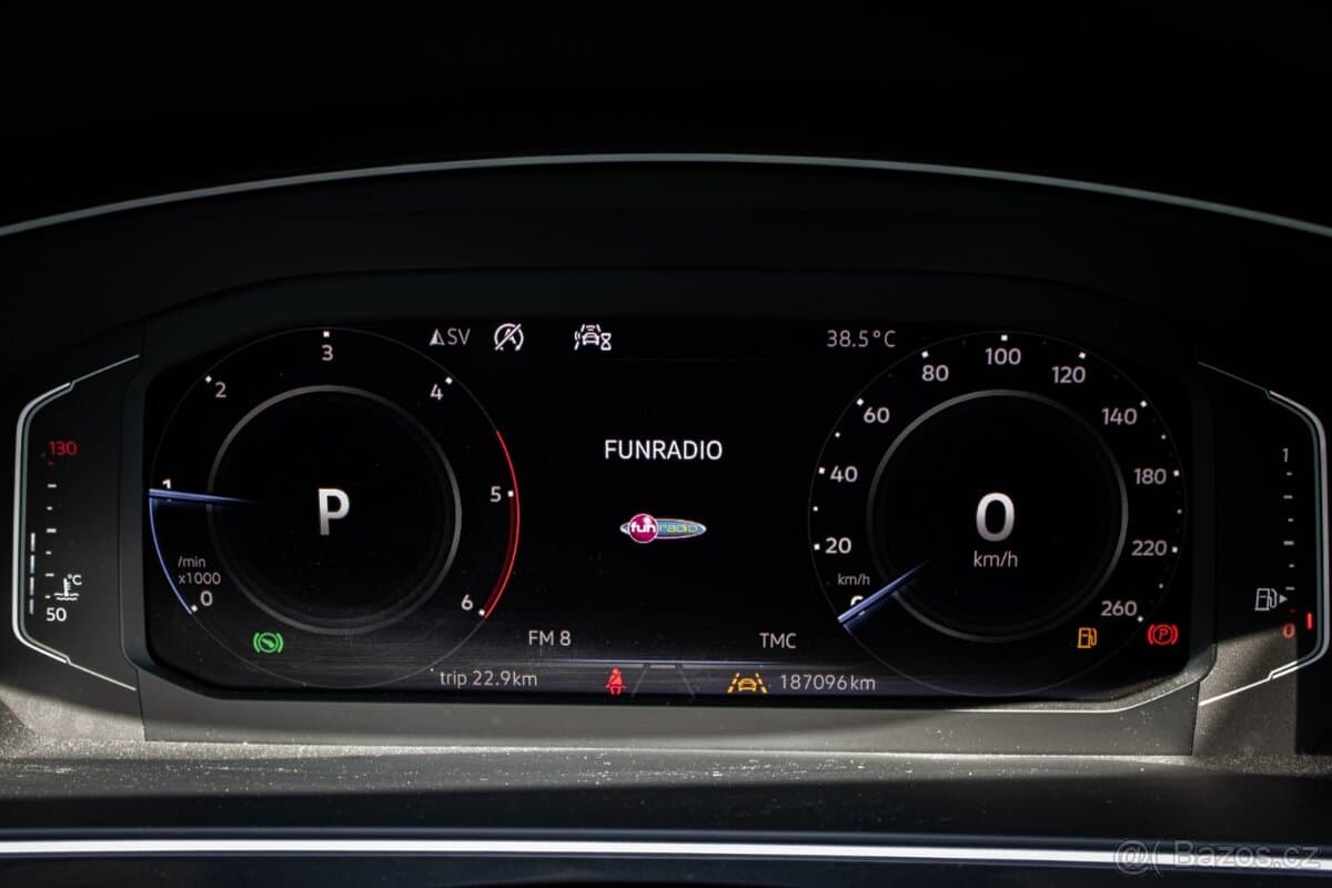 2020 Volkswagen TIGUAN - 14