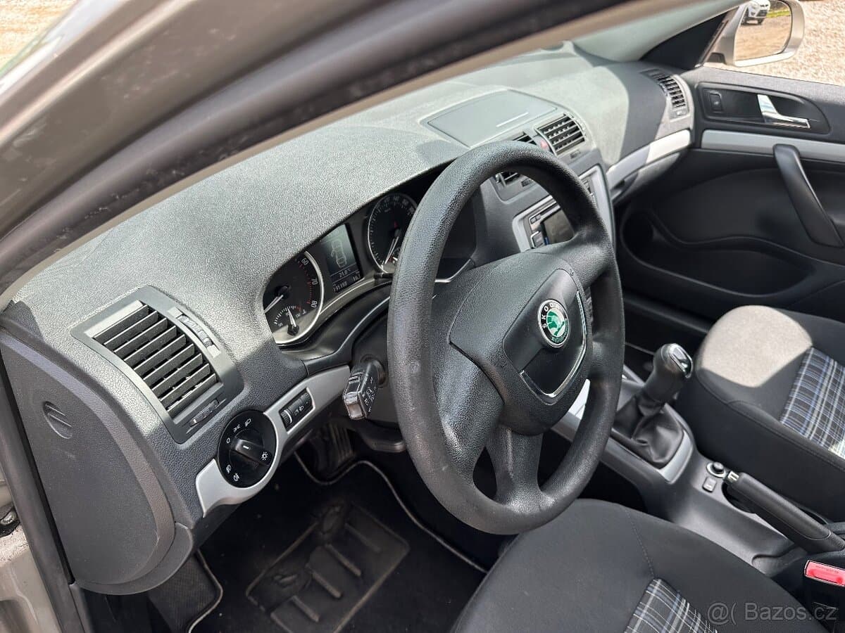 2012 Škoda OCTAVIA - 14