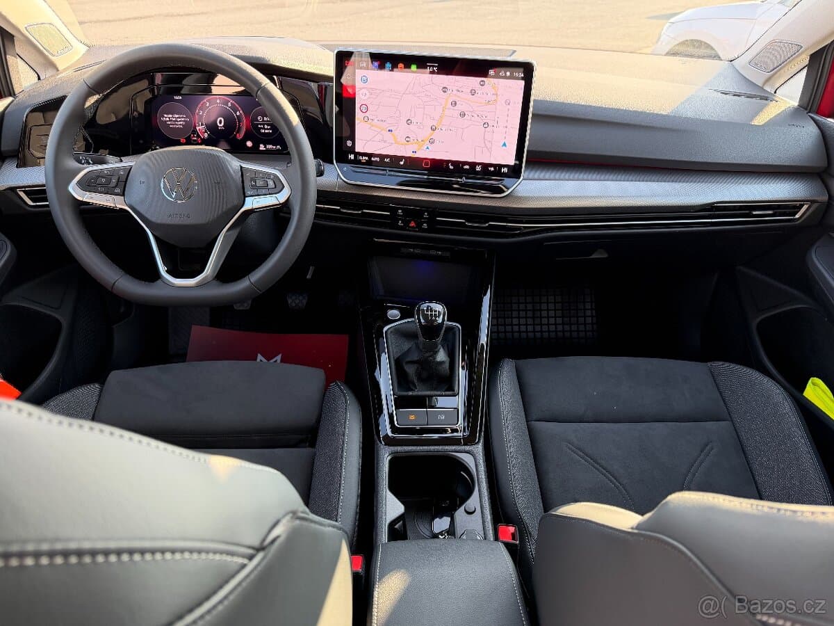2025 Volkswagen GOLF - 14