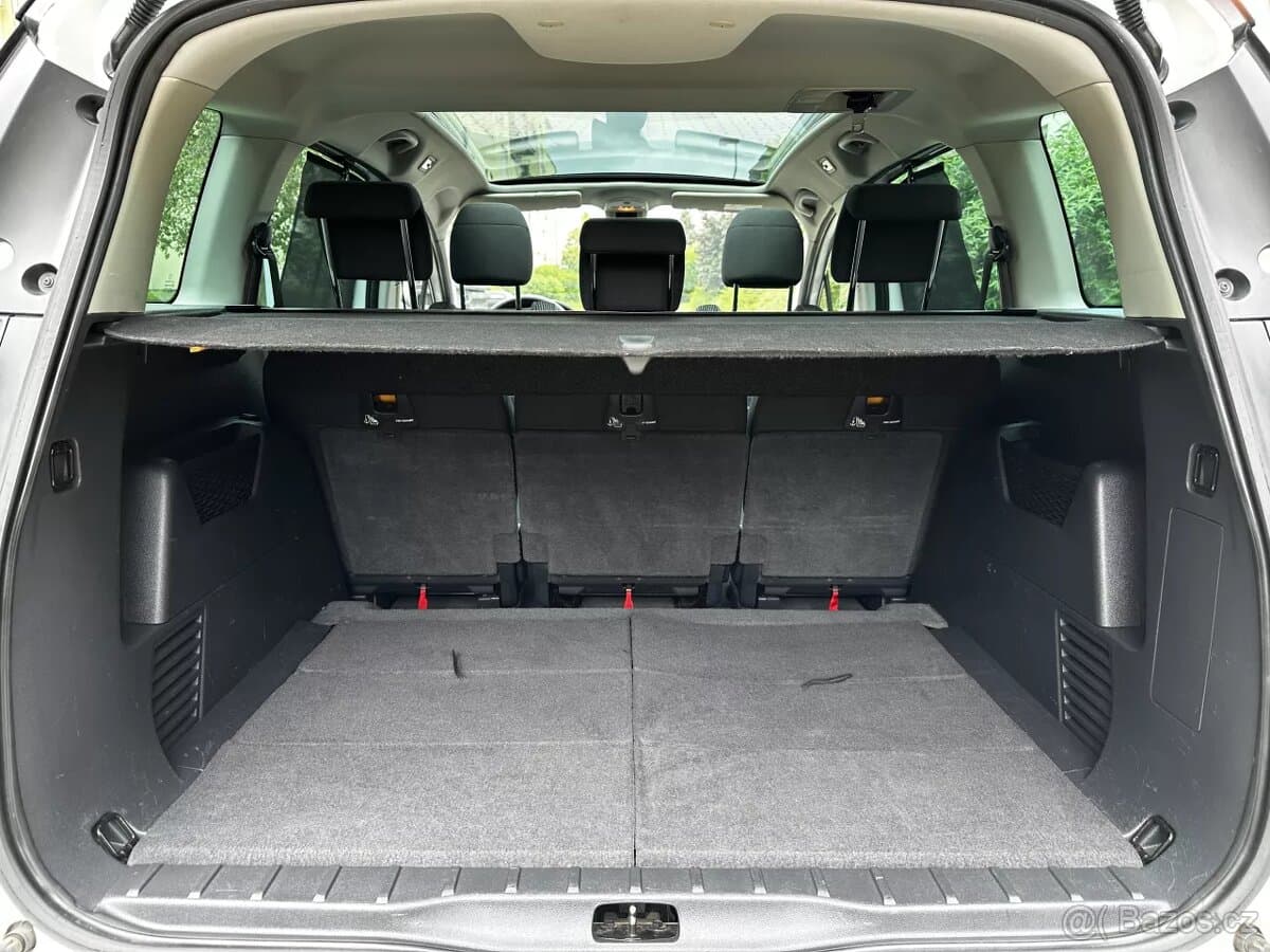 2015 Peugeot 5008 - 14