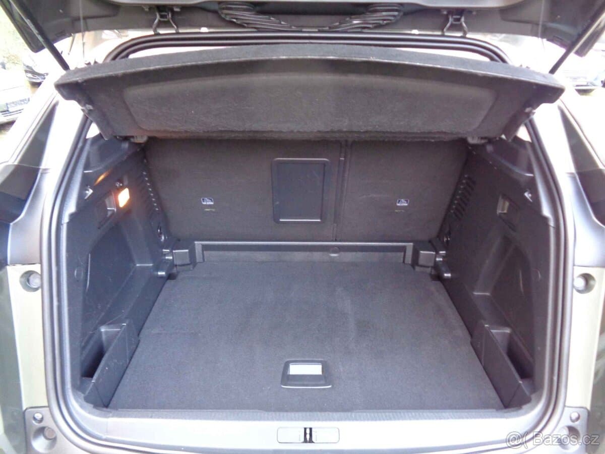 2019 Peugeot 3008 - 14