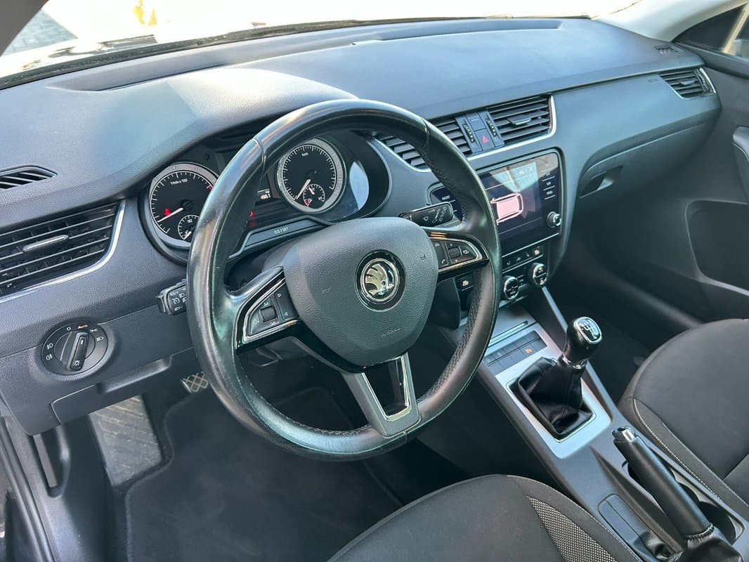 2018 Škoda OCTAVIA - 14