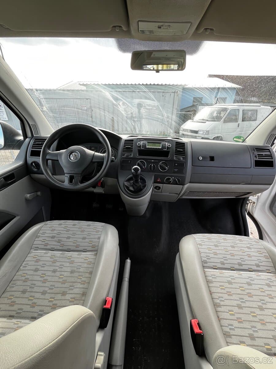 2011 Volkswagen TRANSPORTER - 14