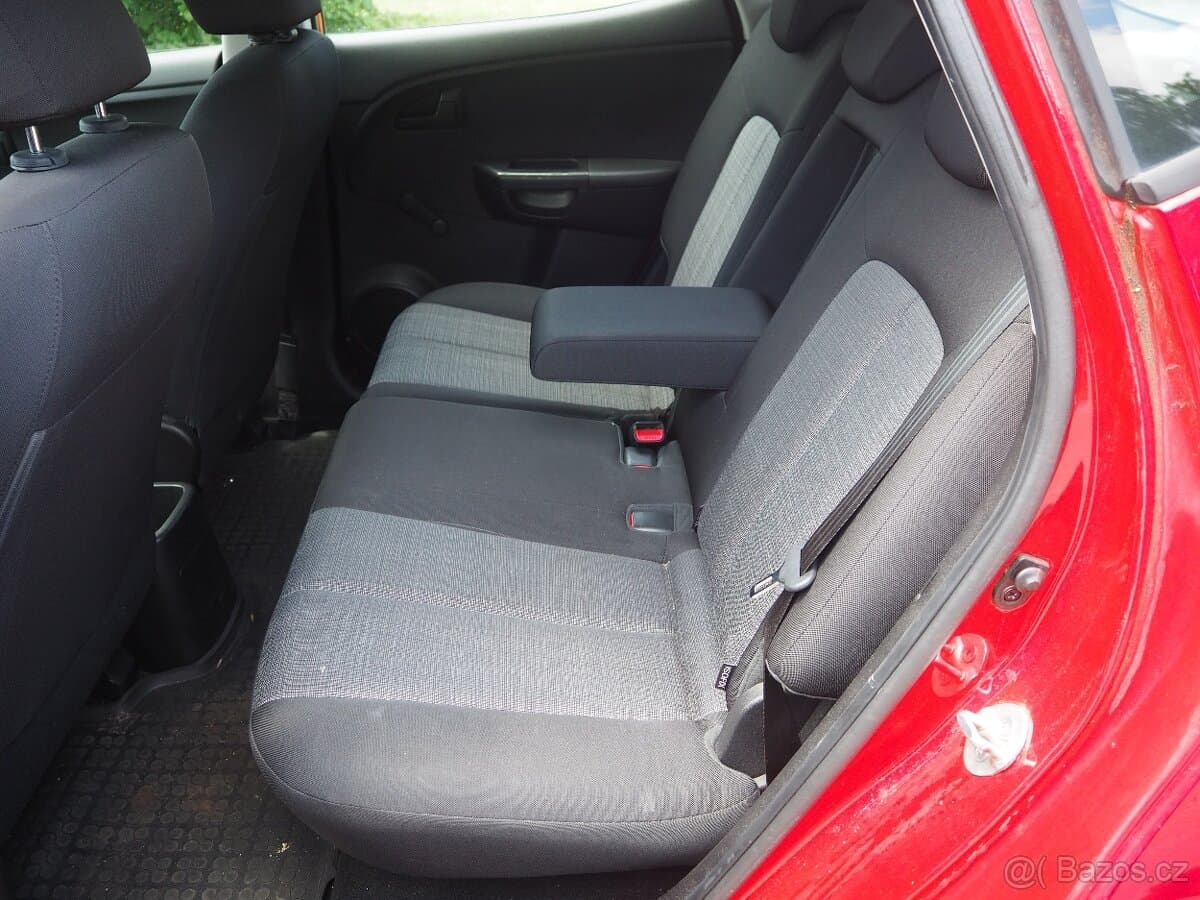 2012 Kia VENGA - 14