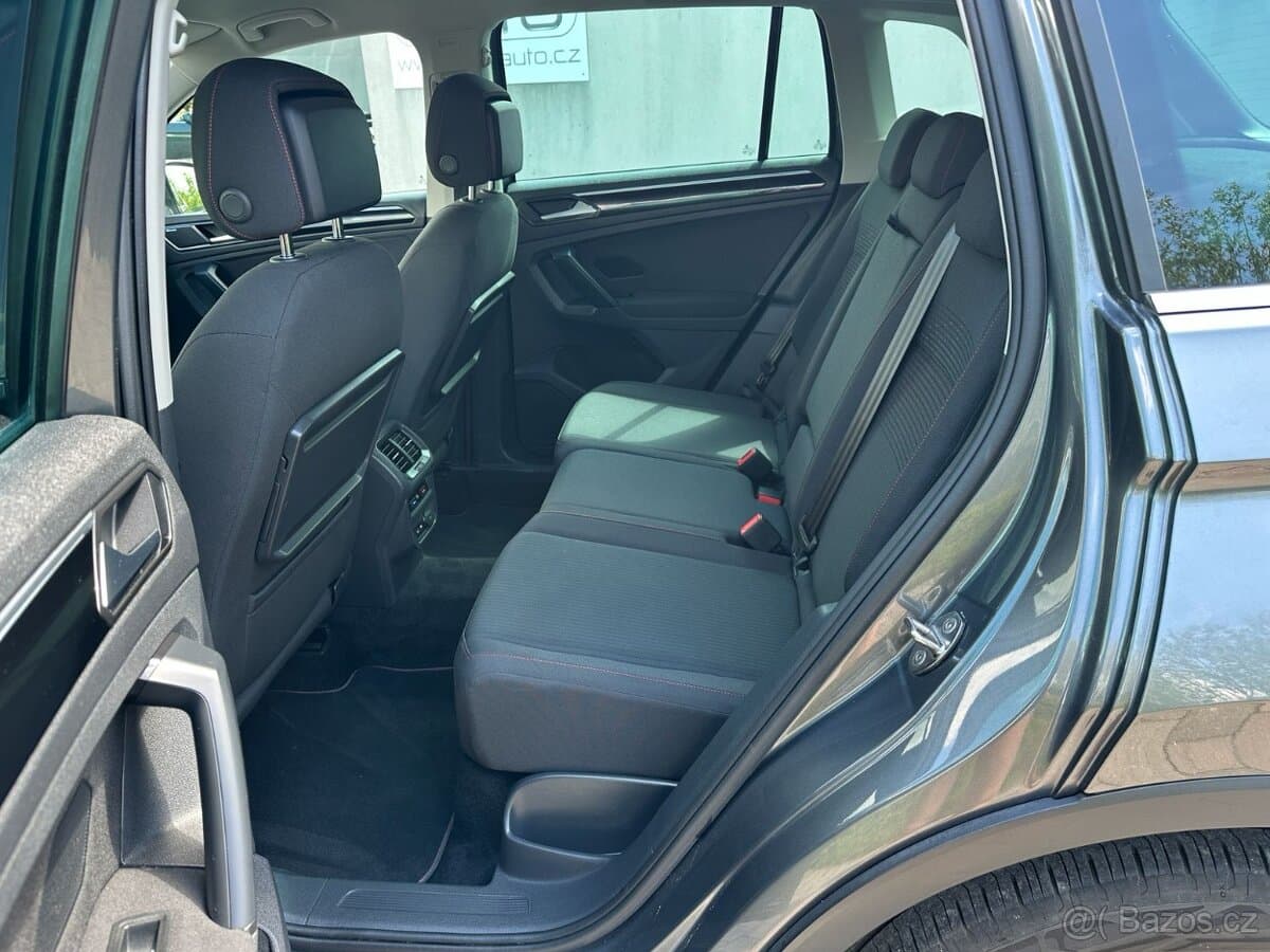2017 Volkswagen TIGUAN - 14