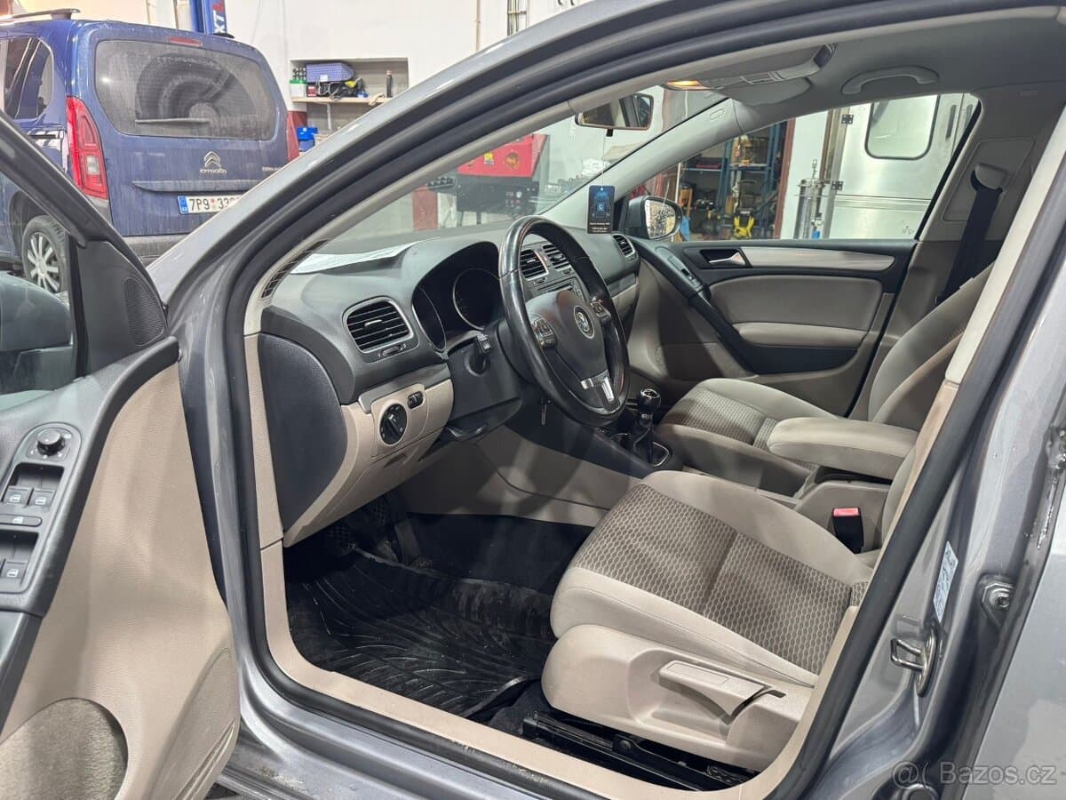 2012 Volkswagen GOLF - 14