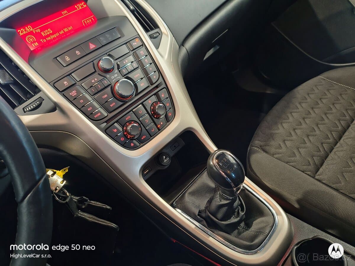 2013 Opel ASTRA - 14