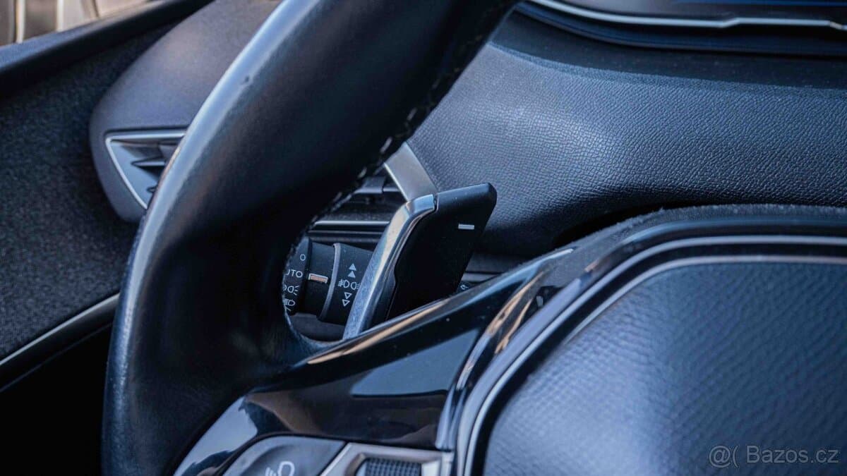 2018 Peugeot 3008 - 14