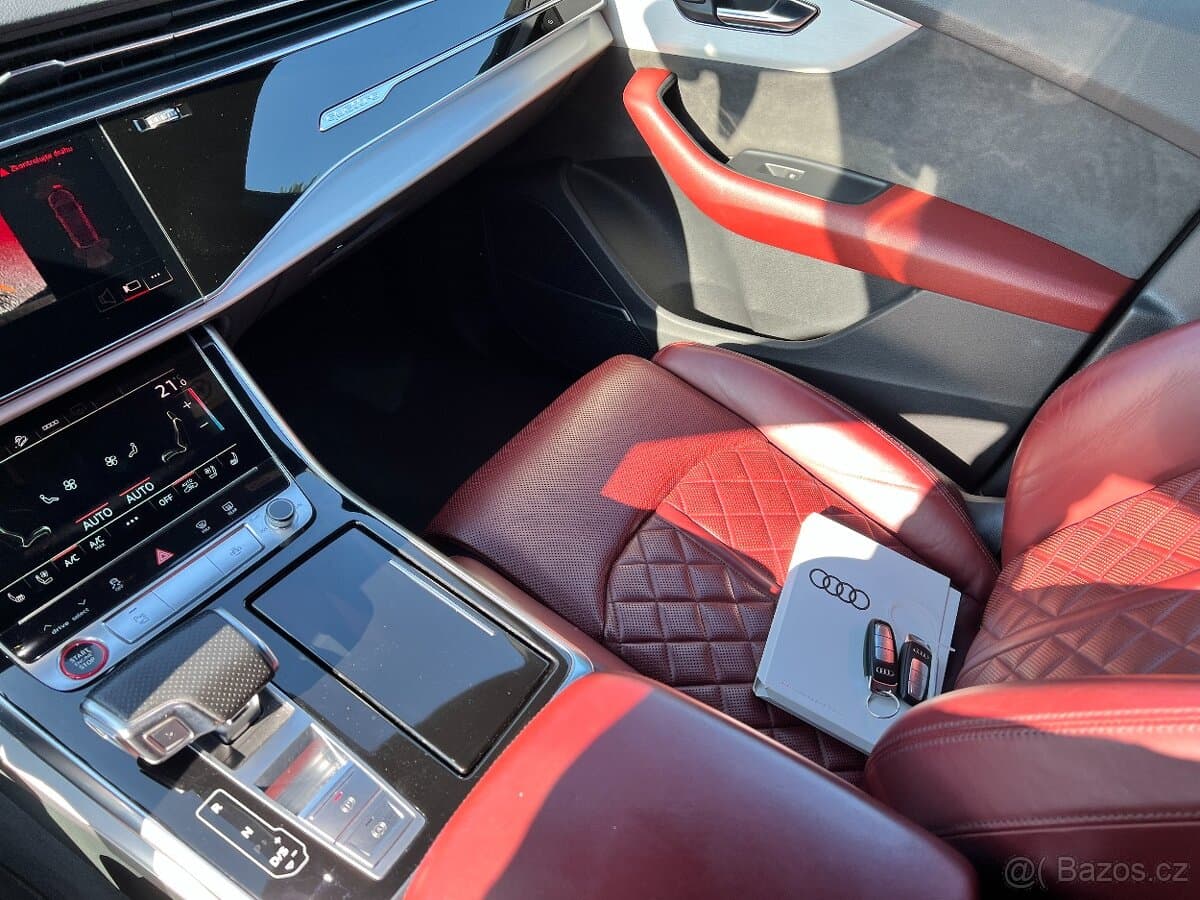2020 Audi SQ8 - 14