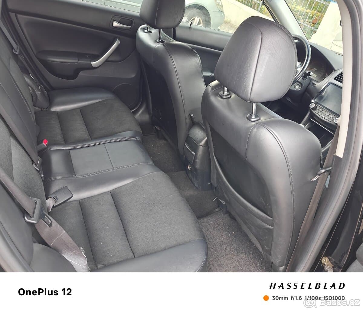 2004 Honda ACCORD - 14