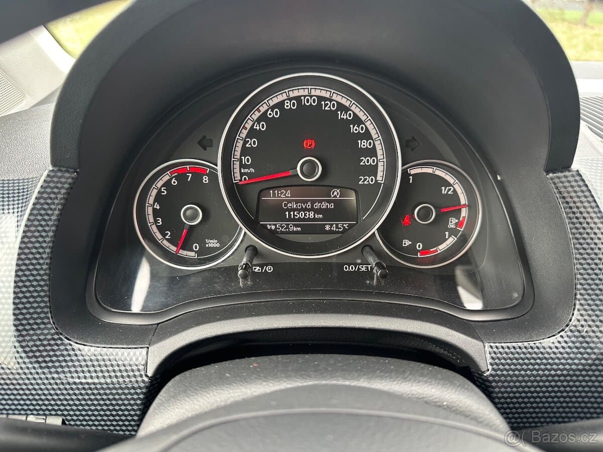 2021 Volkswagen UP! - 14