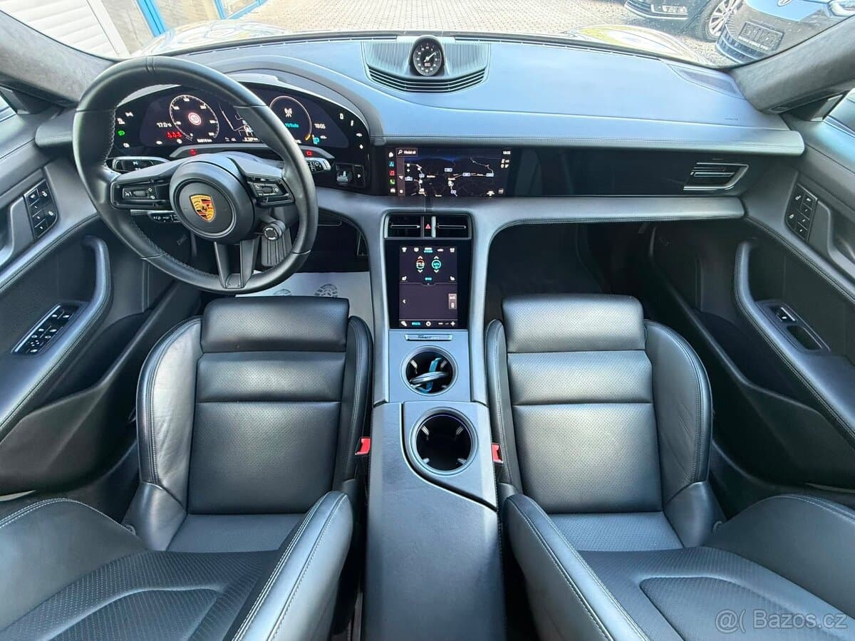 2021 Porsche TAYCAN - 14