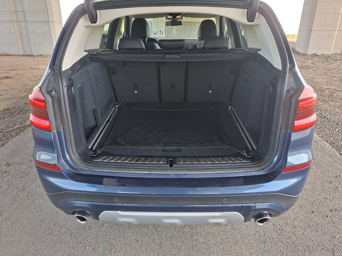 2017 BMW X3 - 14