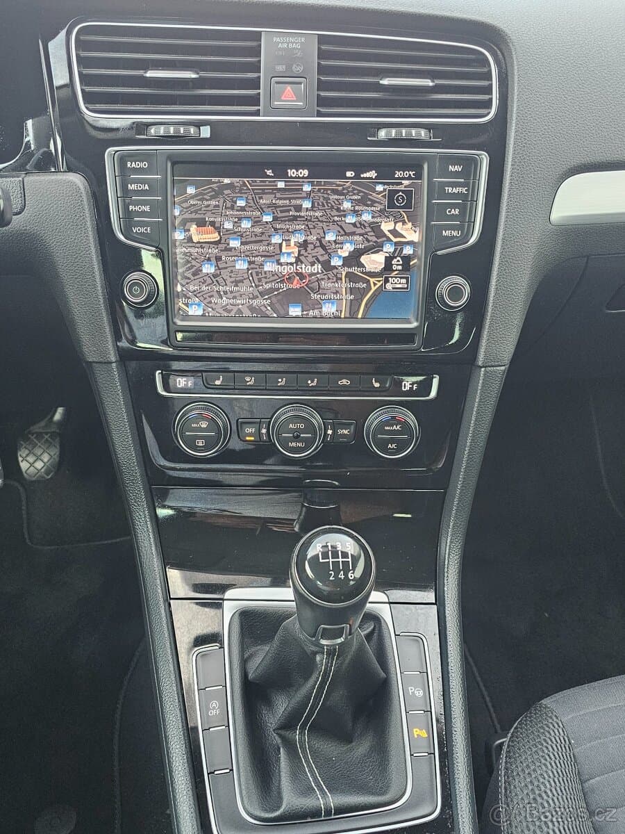2015 Volkswagen GOLF - 14