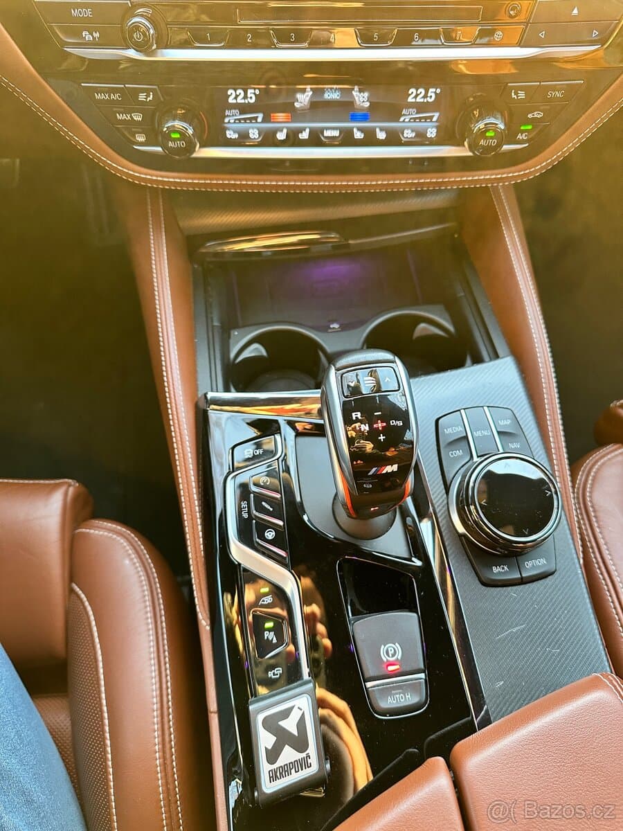 2018 BMW M5 - 14