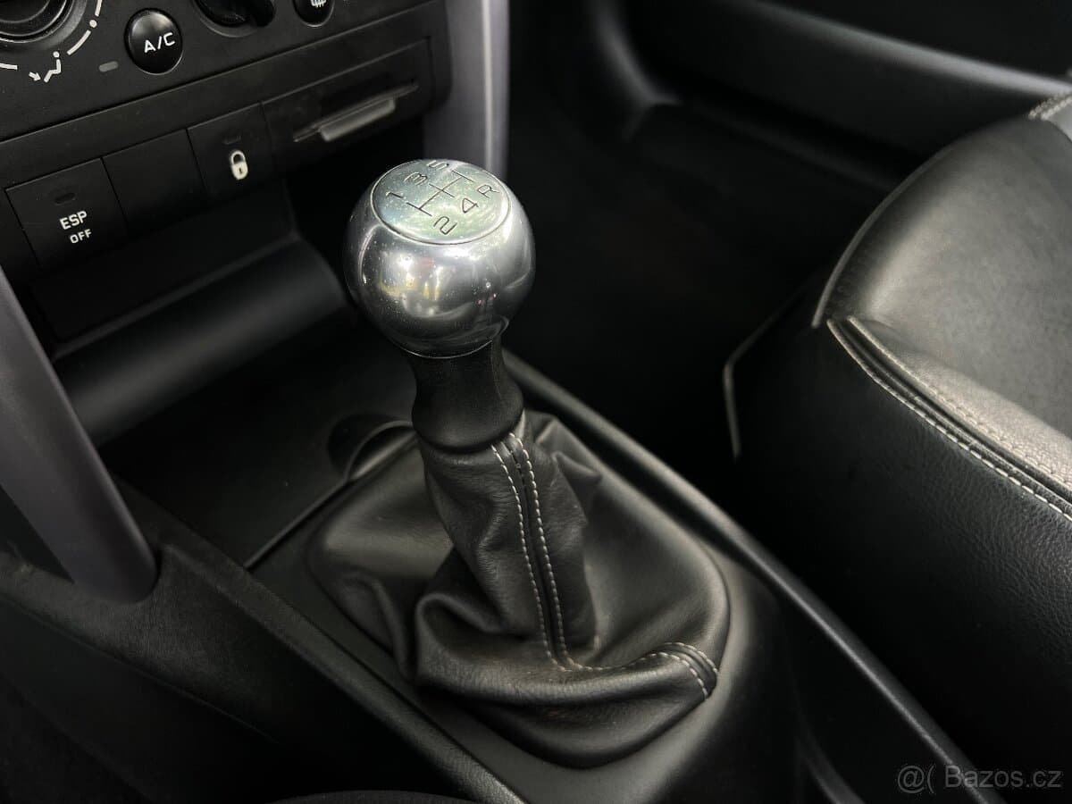 2007 Peugeot 207 - 14
