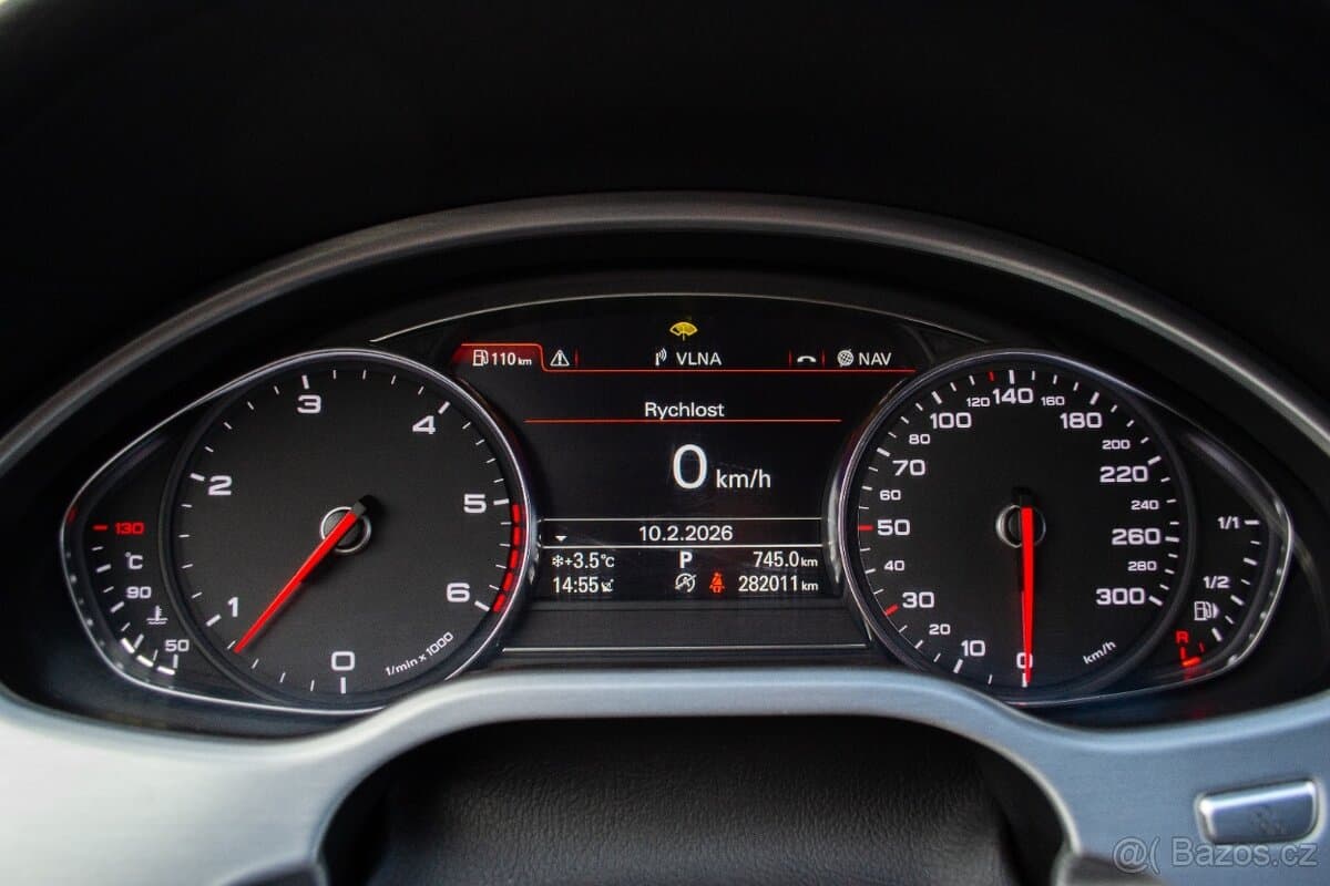 2013 Audi A8 - 14